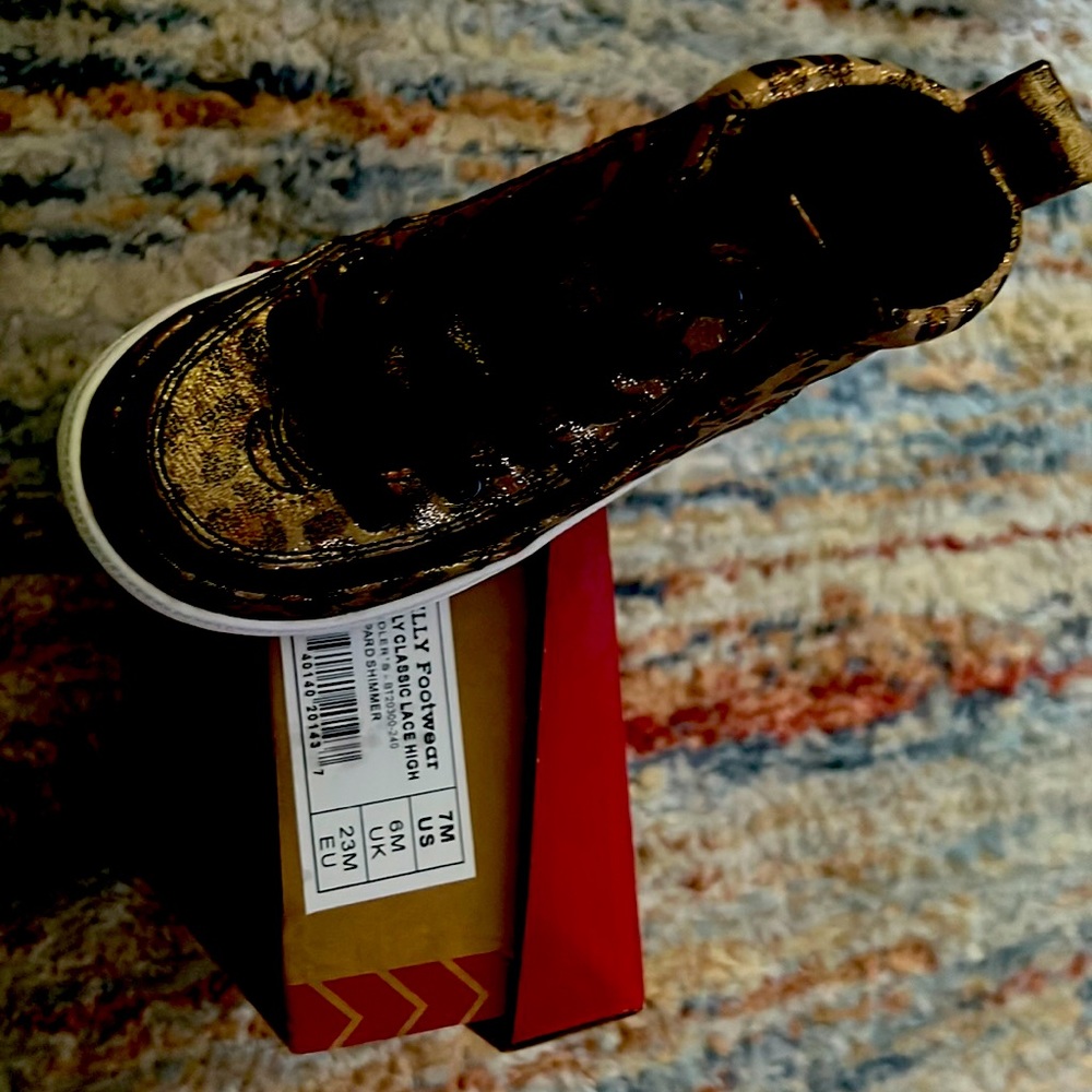 Billy footwear!